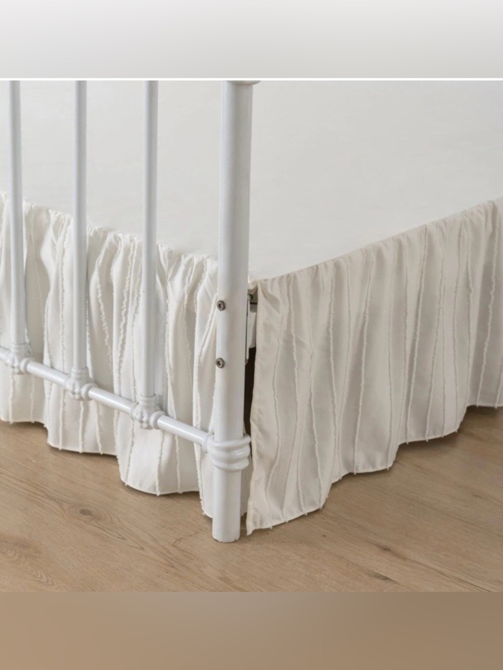 QUEEN SIZE Tufted Dot Ruffled Bed Skirt Dust Ruffle 22” Drop - IVORY